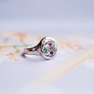 Buff Jewellery Constellation personalised birthstone oval signet ring